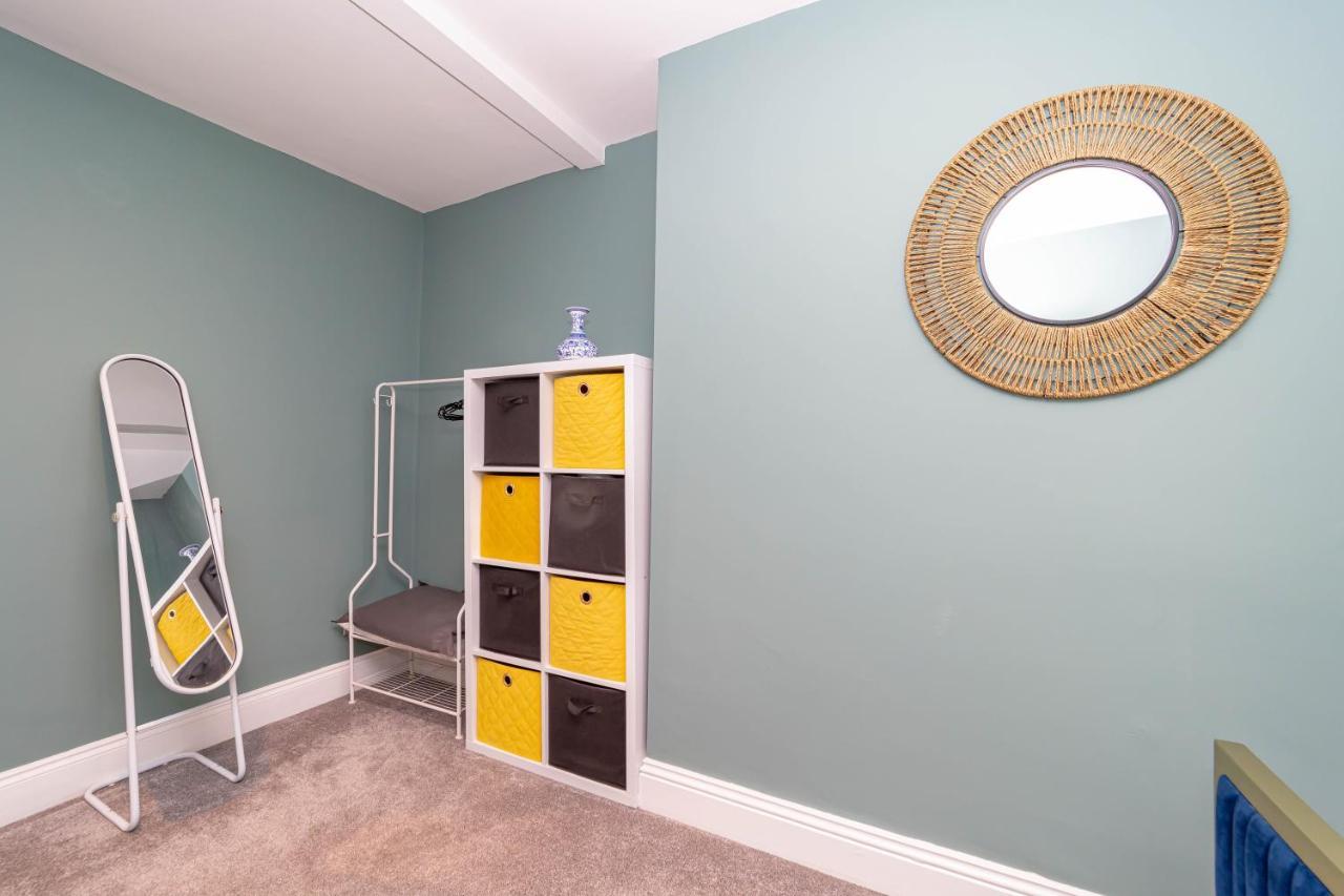 Sunny 2 Bedroom Flat Moments Away From Sleep 6 Brighton